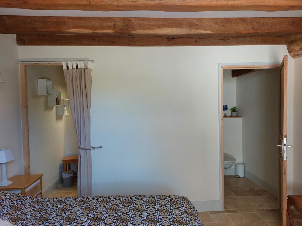 Suite De Charme Dans Une Maison Charentaise Cozes Buitenkant foto